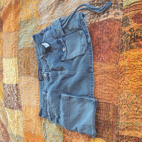 Denim cargo mini skirt - Picture 1 of 7